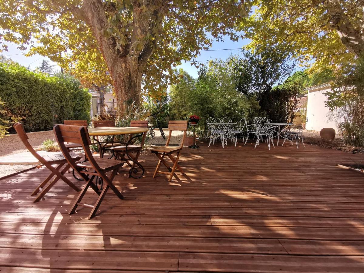 Maison D' Alys Entre Luberon Et Alpilles Cabannes Екстериор снимка